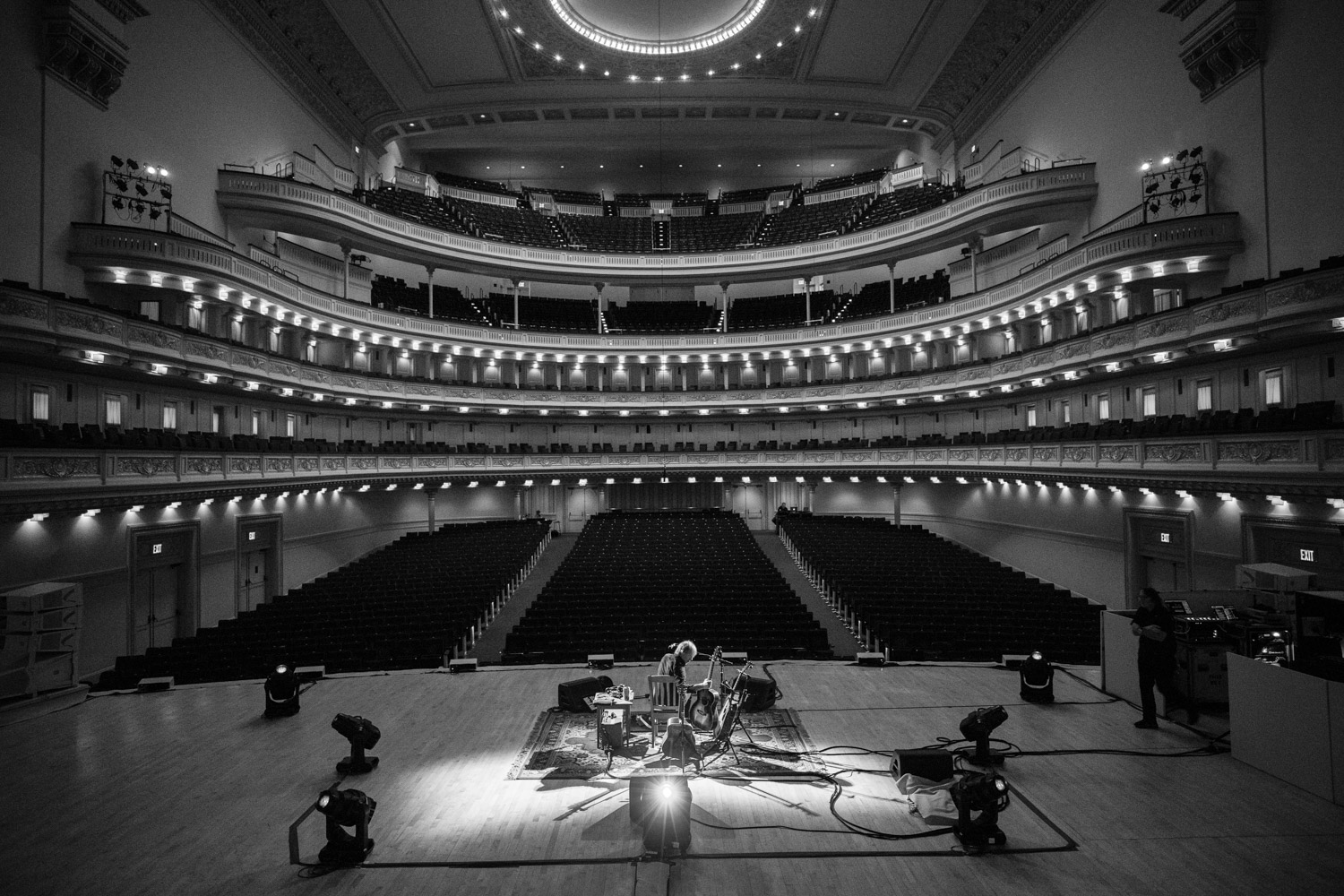 Hall 30. Карнеги-Холл Нью-Йорк 1891. Концертный зал в Нью Йорке Карнеги. Карнеги Холл Чайковский. Концертный зал "Карнеги-Холл" в Нью-Йорке, США.